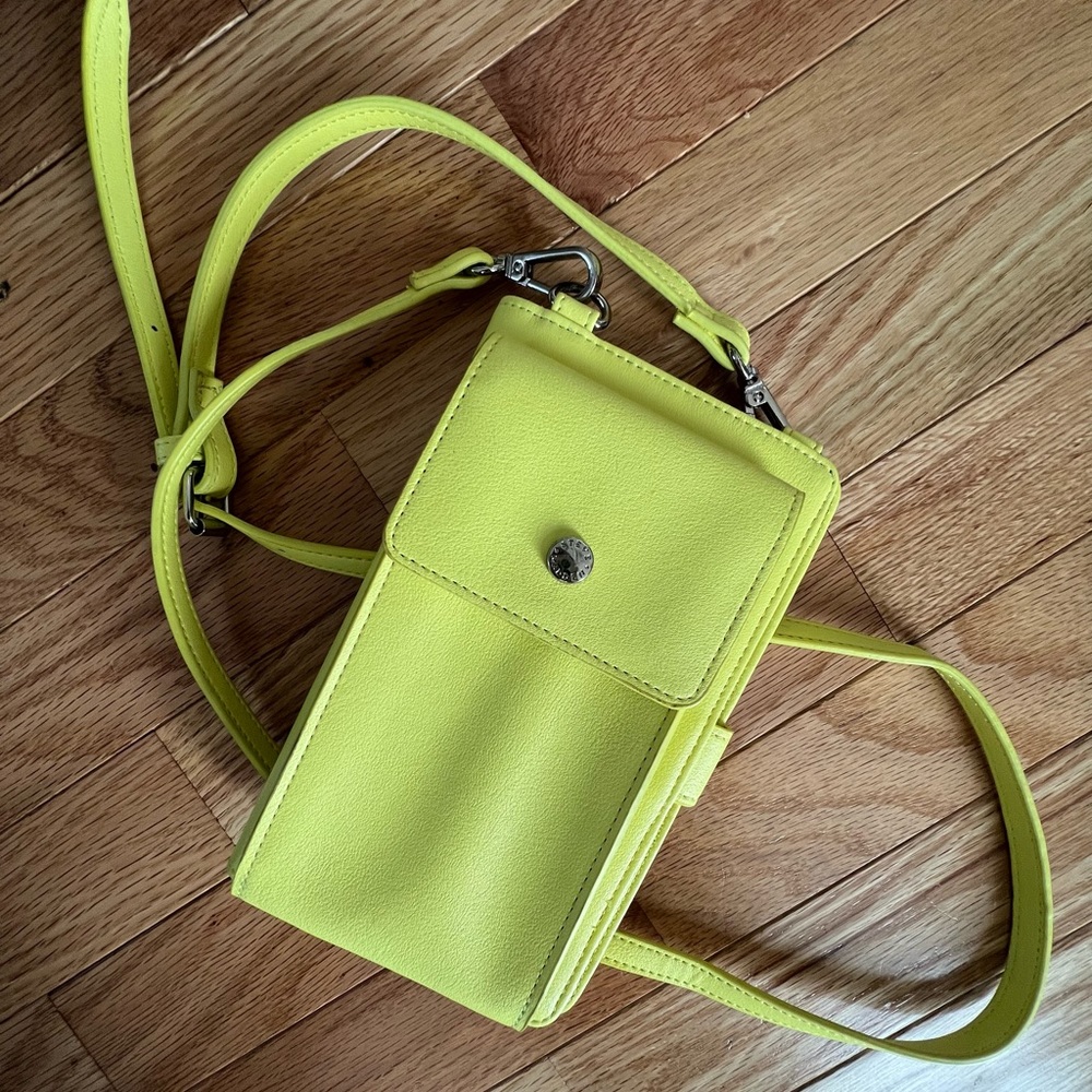 Neon yellow/green Steve Madden wallet purse